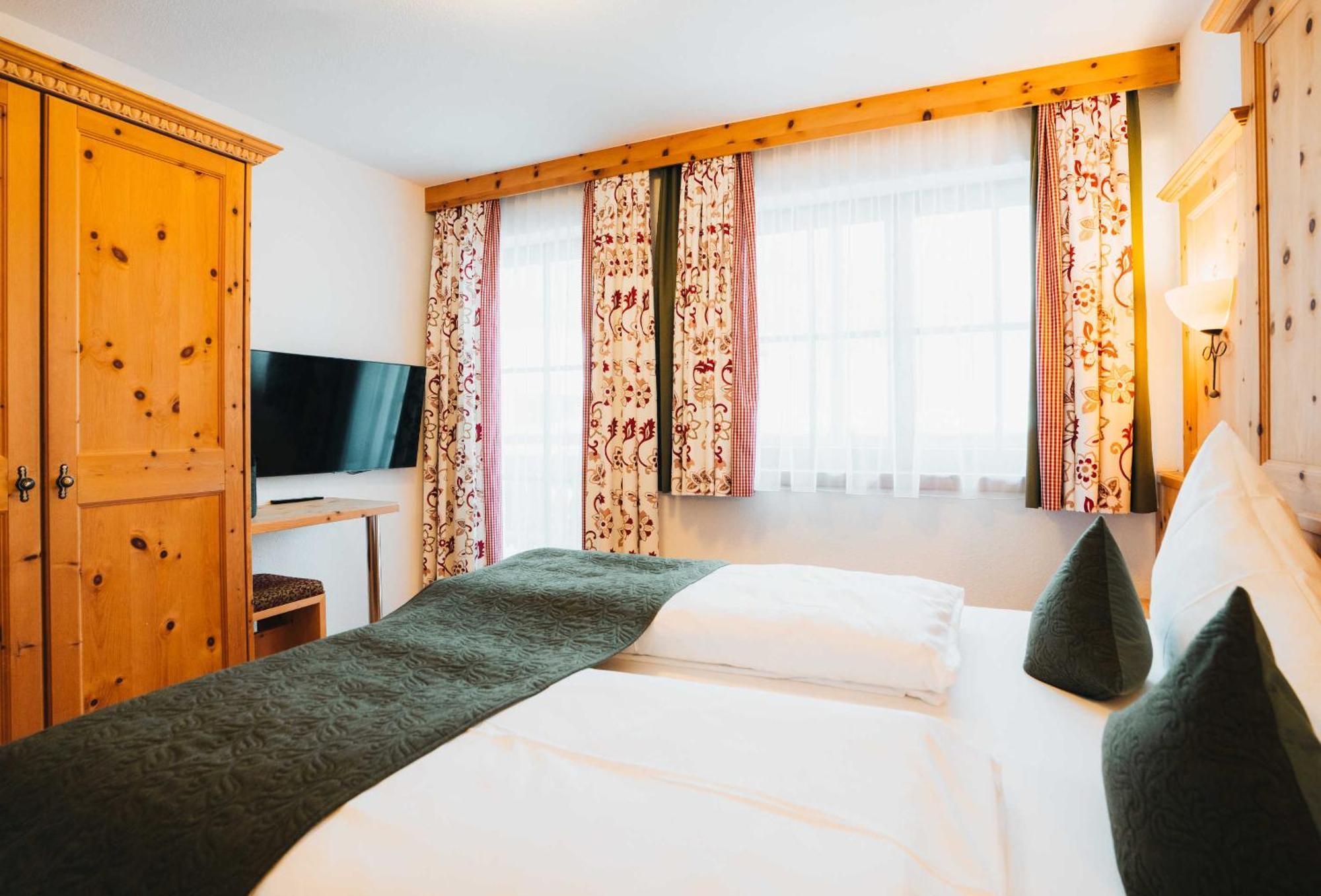 Gruenwald Resort Soelden Exterior photo